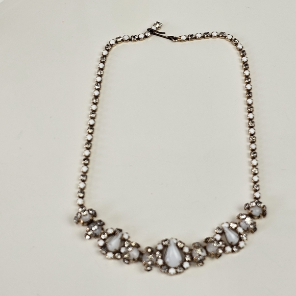 VTG Midcentury Silver Tone Rhinestone Milky Stone 3 D Necklace Costume Jewelry - Picture 3 of 13
